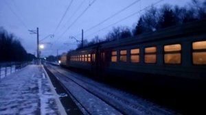 Электропоезд ЭР2Т платформа Зосимова Пустынь 6.02.2016