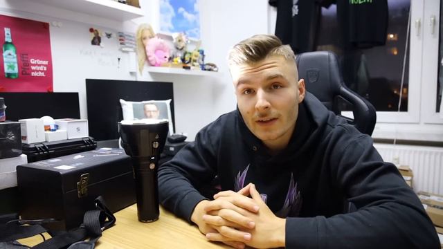 DIE HELLSTE TASCHENLAMPE DER WELT ! смотреть онлайн