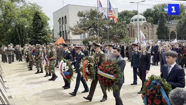 Участники акции «Бессмертный полк» прошли по улицам Белграда