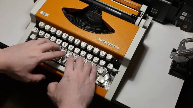 Дешевая печать текста  -  UNIS tbm de Luxe