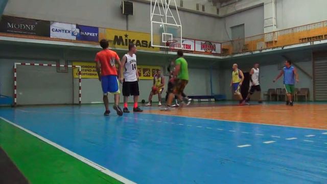 Новая Каховка тренировка баскетбол 28.09.2017 (2 часть) смотреть онлайн