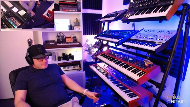 Mike Pensini Live - Synth Hang & Live Stream Writing Session смотреть онлайн