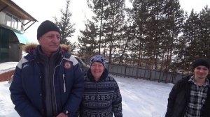 Продолжаем обшивать крыльцо. Соревнования по карате. Едем к родителям и в Шаманку.