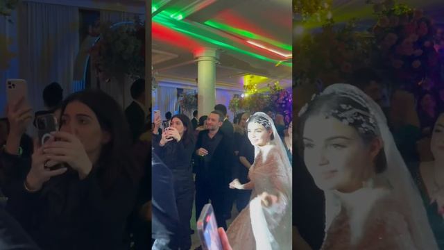 Танец жениха с мамой артист Аркадий Думикян #wedding #music #armenia #bride #невеста  #свадьба#влог