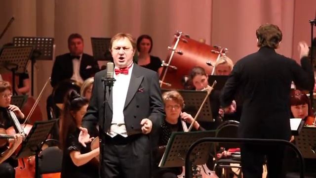"Эй, ухнем!". Михаил Светлов и РГСО.