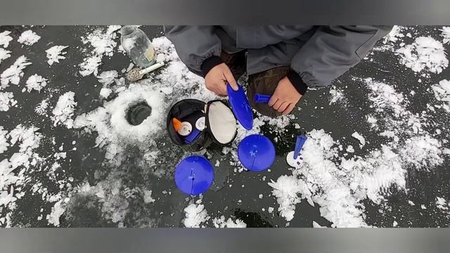 Лада Гранта Fl!Первая поездка на новом авто на рыбалку!Рыбалка не рыбалка! смотреть онлайн