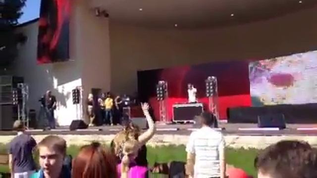 Feel  Диво Остров