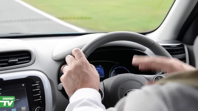 John Curtis test drives the Kia Soul EV at GreenFleet Scotland смотреть онлайн