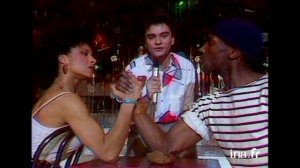 10 tubes stars des années 80 | Archive INA