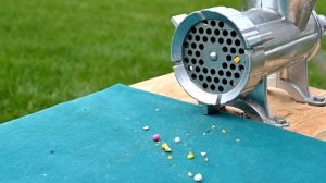 Конфеты Тик Так против мясорубки