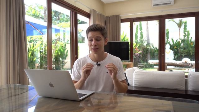 MacBook Air 2018 deutsch Review смотреть онлайн