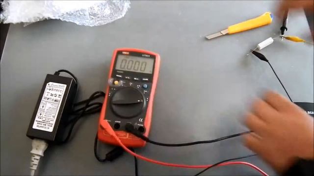 Обзор LED адаптера 12В 6А смотреть онлайн