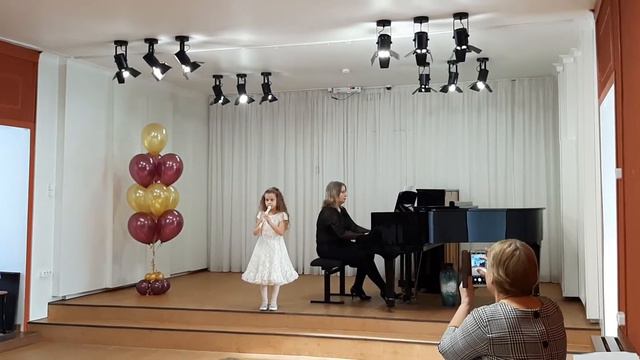 "Улыбка" В.Шаинский"