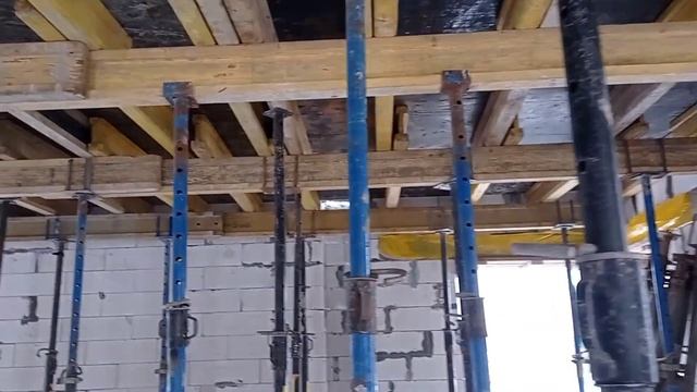 Монолитная плита зимой,опалубка готова смотреть онлайн