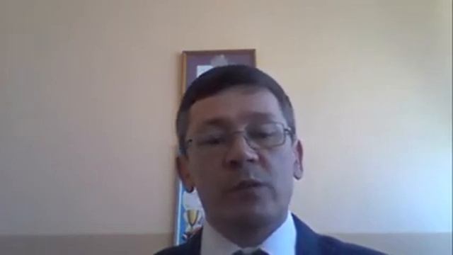 Директор МОБУ СОШ с. Ермекеево поздравляет выпускников с окончанием школы