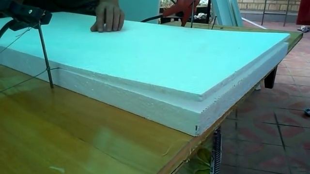 Резка пенопласта.Самый простейший станок смотреть онлайн