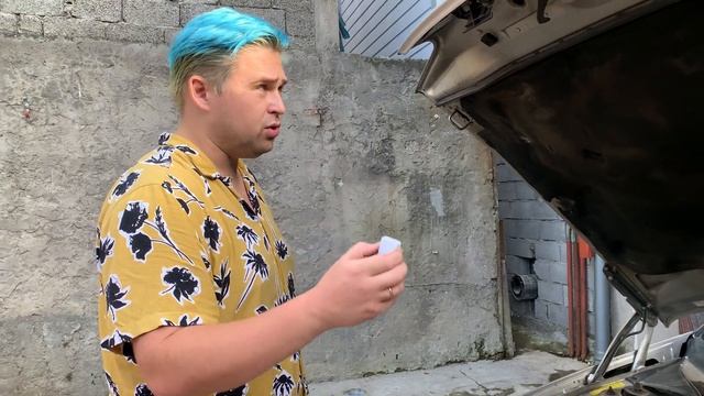 Что делать если в Volvo плохо открывается капот? смотреть онлайн