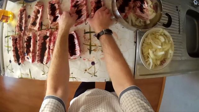 свиные ребрышки в гранатовом маринаде на углях смотреть онлайн