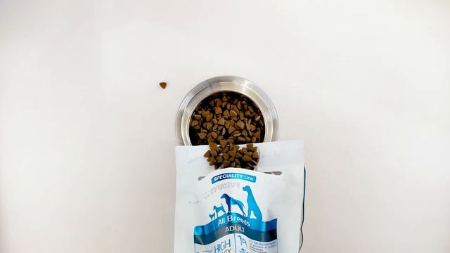 Распаковка сухого корма Monge HYPO для взрослых собак всех пород