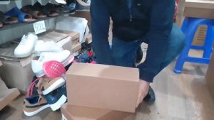 Делаем полочки из коробок для обуви