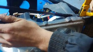 Лайфхак как бысто разобрать фару автомобиля КАМАЗ