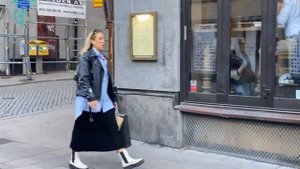 КАК ОДЕВАЮТСЯ СТОКГОЛЬМЦЫ В НОЯБРЕ/ ОСЕННИЙ УЛИЧНЫЙ СТИЛЬ/ УЛИЧНАЯ МОДА