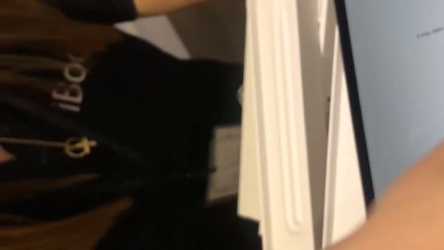 Unboxing Ipad pro 1TB and Apple Pencil (2nd Generation) Vlog #15 смотреть онлайн