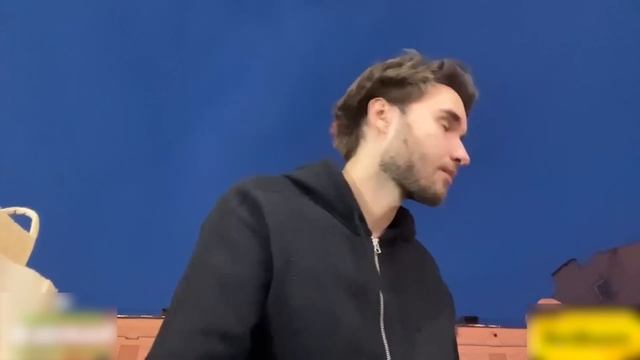 Я не ХОЧУ ЧТОБЫ МЕНЯ СМОТРЕЛИ ДЕТИ / Кореш и Данила Горилла смотреть онлайн