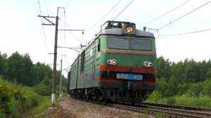 "Живой раритет". ВЛ10К-413 с грузовым поездом