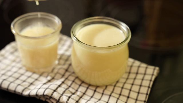 Проверка рецепта! Сгущенка за 15 минут и за 1 час! Сondensed milk 15 minutes vs 1 hour смотреть онлайн