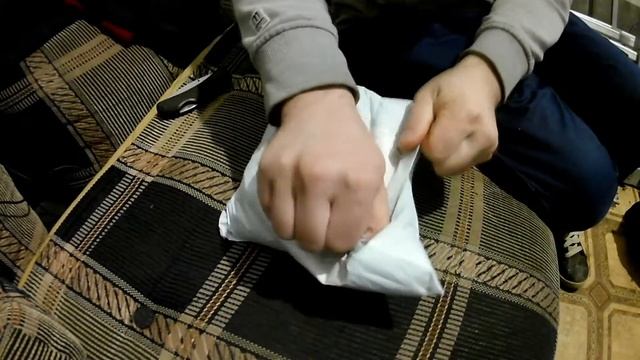 Распаковка с АлиЭкспресс. Шапка Гроза и шапка Меховая. Подарок брелок от продавца. смотреть онлайн