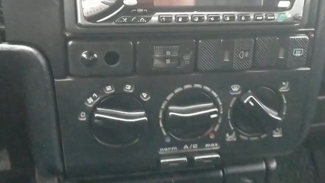 Фольксваген Пассат Б3 в чудовому стані і в топовій Volkswagen Passat B3 1993р. смотреть онлайн