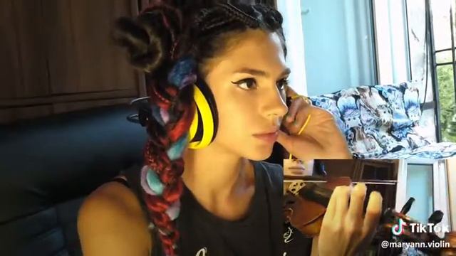 COVER KAZKA PLAKALA смотреть онлайн