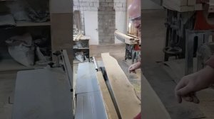 Дуб. Распускаем на циркулярке.