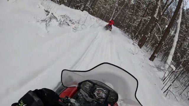 Зимняя катка. FRONTIER 1000 and LYNX 49 RANGER смотреть онлайн