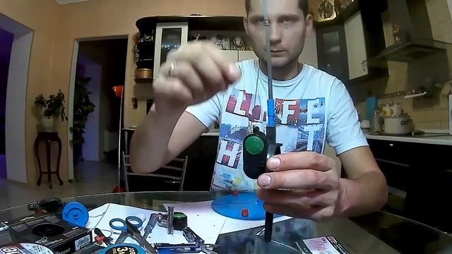 Жерлица со встроенным светозвуковым сигнализатором. Как это сделать? Часть 1. смотреть онлайн