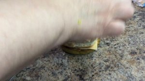 Гамбургер. Самый вкусный и необычный гамбургер. Это надо попробовать