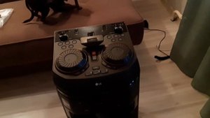 Мощный музыкальный центр LG 65 просто сказка