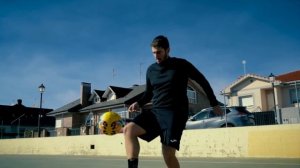 VERSUS: Joma Top Flex Vs. Munich Continental