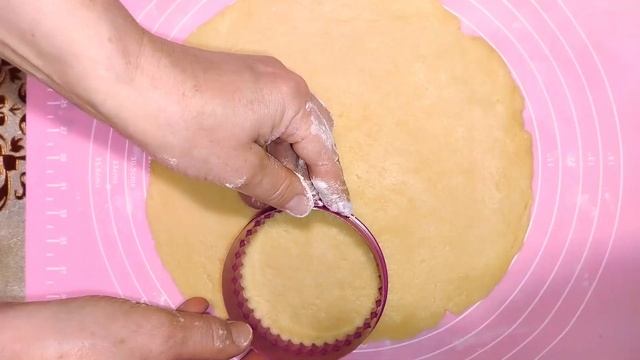 Очень вкусные сочники с творогом ! Быстрый рецепт!