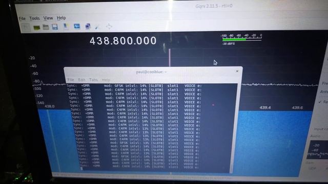 Decoding DMR with Gqrx and DSD on Linux, a quick look смотреть онлайн