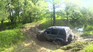 В Холодный Яр на внедорожниках. Оффроад покатуха по лесу, грязи и болоту на джипах и багги.