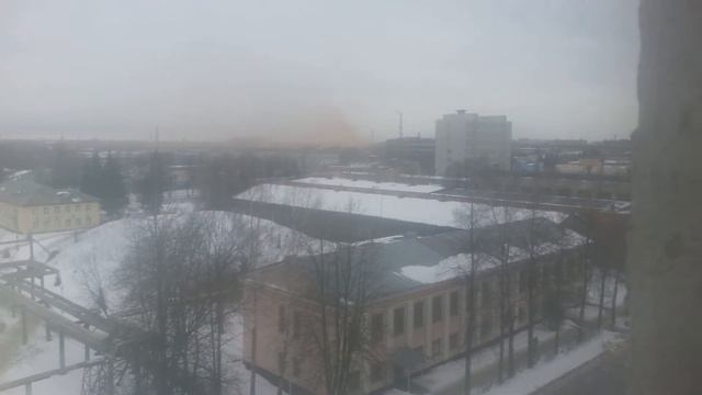 Выброс 5.Выброс с завода "Электросталь"-5. Emissions and pollution from "Electrostal" plant-5 смотреть онлайн