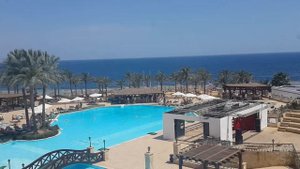 Египет пляж территория отеля Queen Sharm Resort Egypt Beach Hotel Queen Sharm Resort