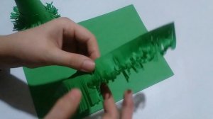 Объемная елка из бумаги своими руками
