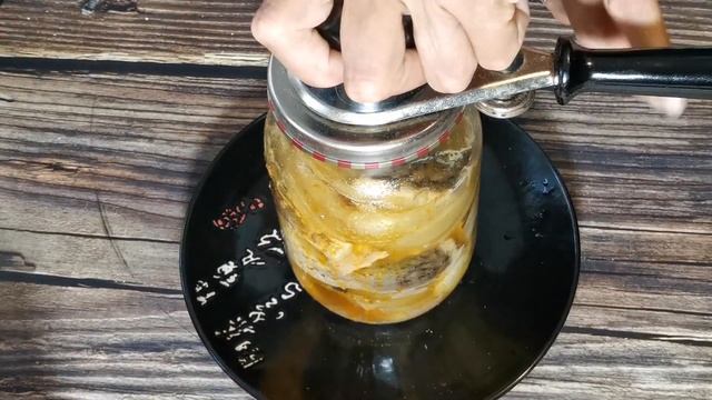 Рыбная консерва Карп Зеркальный Консервированный/В собственном соку/С луком и специями. смотреть онлайн