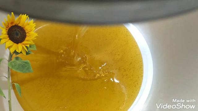 Завораживающе. Как течет мед подсолнух. смотреть онлайн