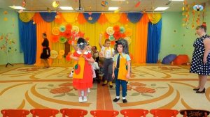 Подвижная Осенняя Игра "Ёжики в тумане" | Осенний утренний  в детском саду  Екатерина Назарова