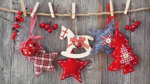 Как украсить комнату к Новому году