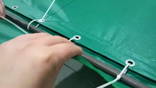 Фиксация тента на крышечку качели. смотреть онлайн